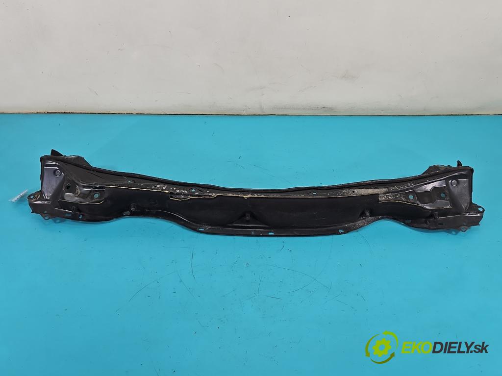 Lexus NX I 2014-2021 2.0 T 238HP automatic 175 kW 1998 cm3 5- torpédo  (Torpédo (plast pod čelným sklom))