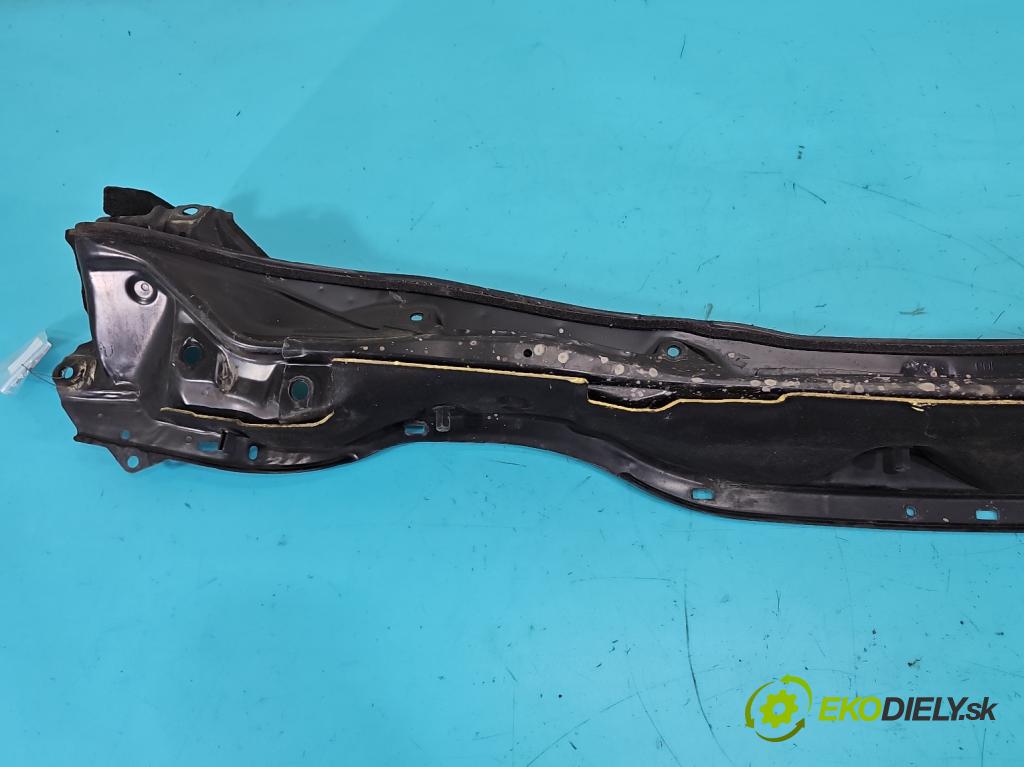 Lexus NX I 2014-2021 2.0 T 238HP automatic 175 kW 1998 cm3 5- torpédo  (Torpédo (plast pod čelným sklom))