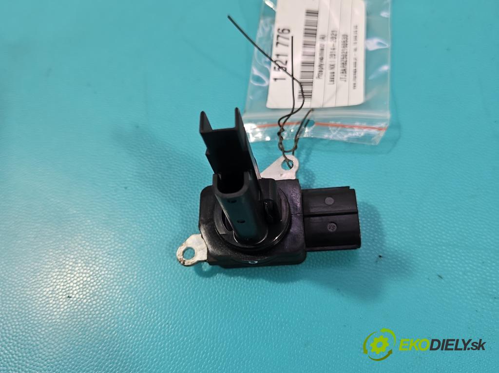 Lexus NX I 2014-2021 2.0 T 238HP automatic 175 kW 1998 cm3 5- průtokoměr: 22204-0V020 (Váha vzduchu)