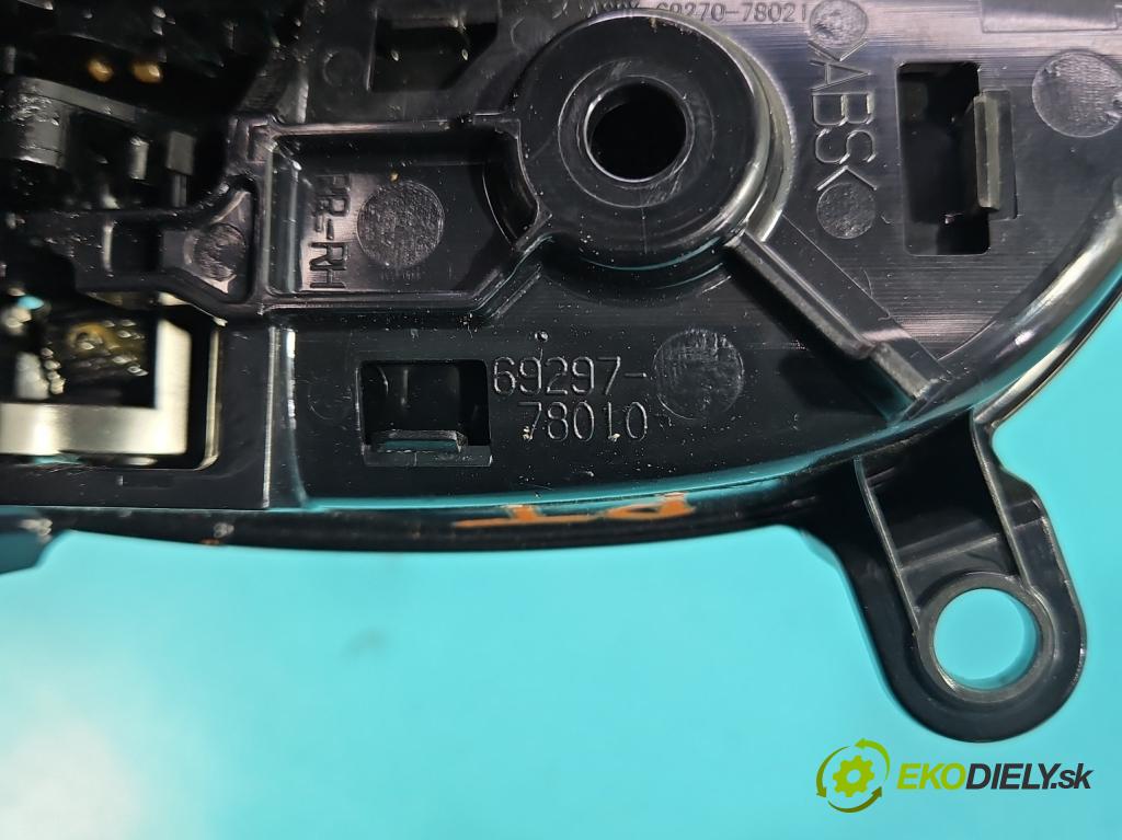 Lexus NX I 2014-2021 2.0 T 238HP automatic 175 kW 1998 cm3 5- rukoväť uvnitř: zadné pravé 69297-78010 (Kľučka dverí ostatné)