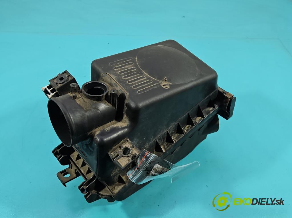 Toyota Corolla E12 2001-2009 1.8 VVTI usa 135 HP manual 99 kW 1794 cm3 4- obal filtra vzduchu 17701-0D130 (Obal vzduchového filtra)