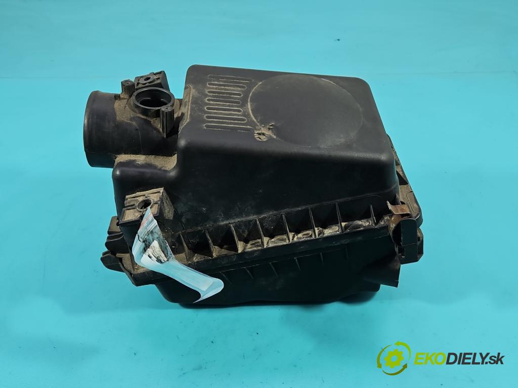 Toyota Corolla E12 2001-2009 1.8 VVTI usa 135 HP manual 99 kW 1794 cm3 4- obal filtra vzduchu 17701-0D130 (Obal vzduchového filtra)