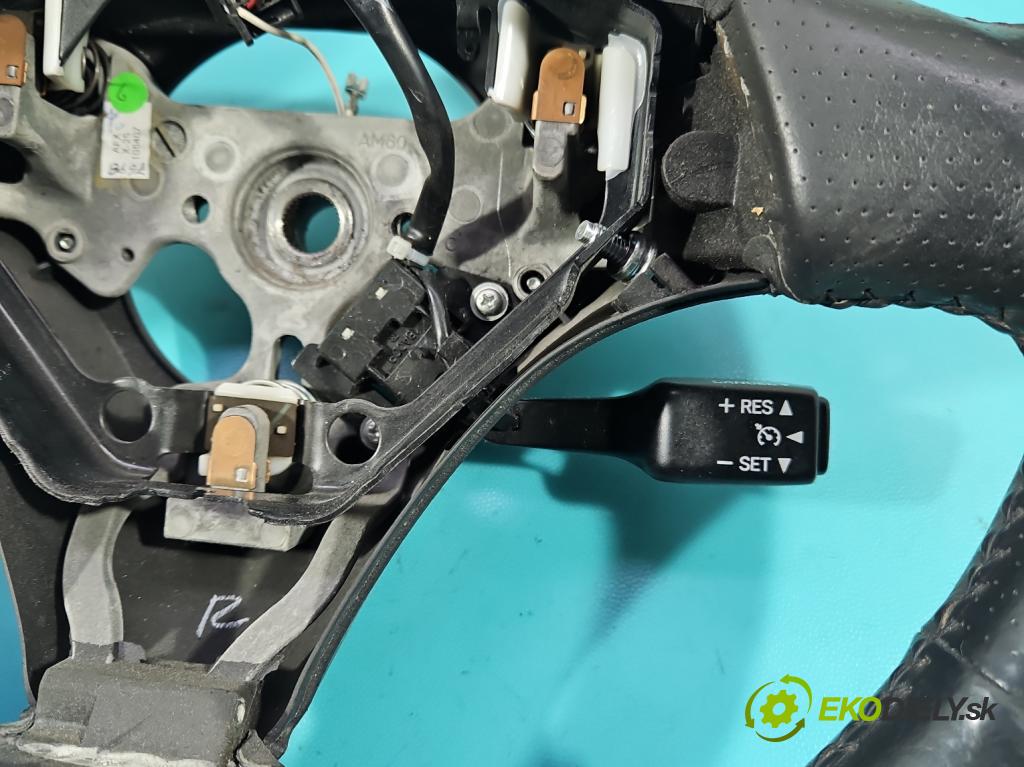 Toyota Corolla E12 2001-2009 1.8 VVTI usa 135 hp manual 99 kW 1794 cm3 4- volant  (Volant)