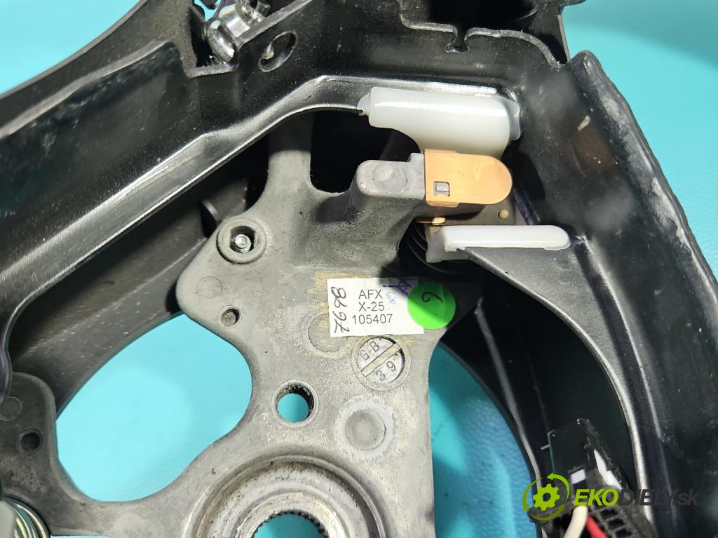 Toyota Corolla E12 2001-2009 1.8 VVTI usa 135 hp manual 99 kW 1794 cm3 4- volant  (Volant)