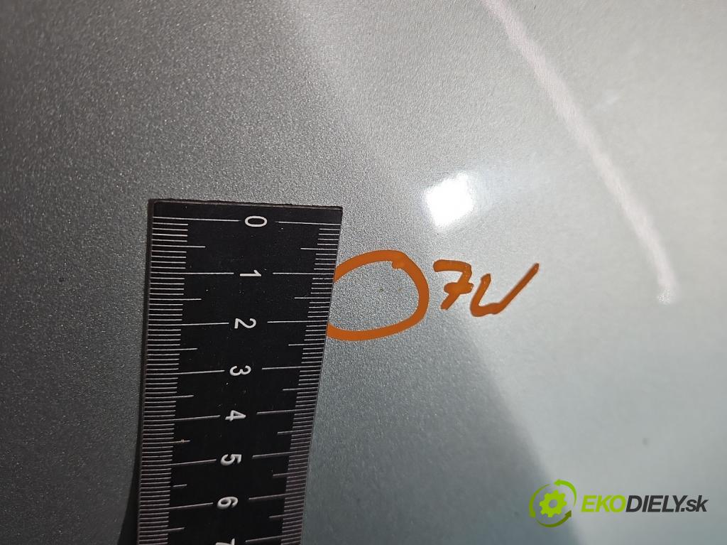 Suzuki Swift Mk6 2005-2010 1.3 16V 92 HP manual 67.5 kW 1328 cm3 3- kapota predná