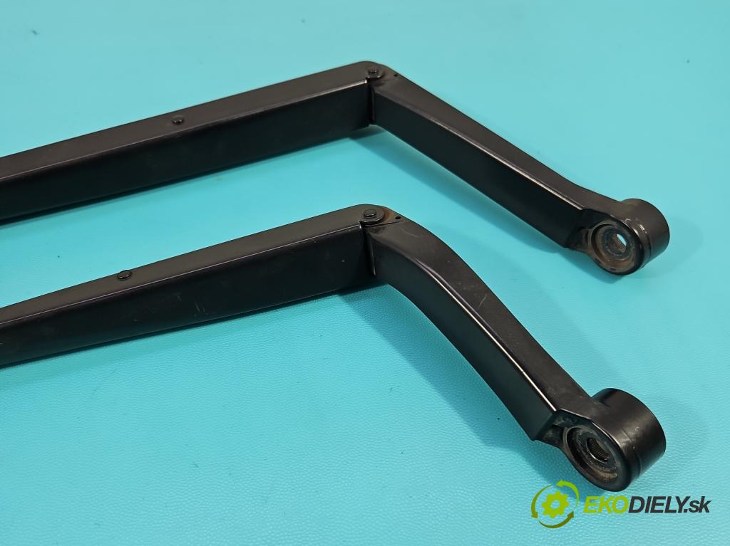 Lexus NX I 2014-2021 2.0 T 238HP automatic 175 kW 1998 cm3 5- rameno stieračov predné komplet 8121OU