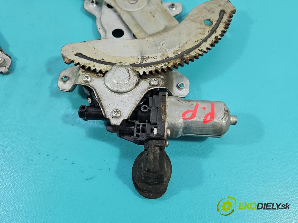 Suzuki Swift Mk6 2005-2010 1.3 16V 92 HP manual 67.5 kW 1328 cm3 3- mechanizmus okna predné pravý 83430-63J00