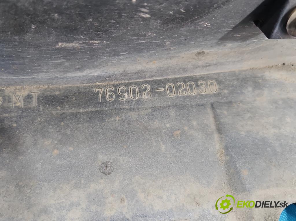 Toyota Corolla E12 2001-2009 1.8 VVTI usa 135 HP manual 99 kW 1794 cm3 4- lišta práh: ľavé 76902-02030 (Lišta prahová)