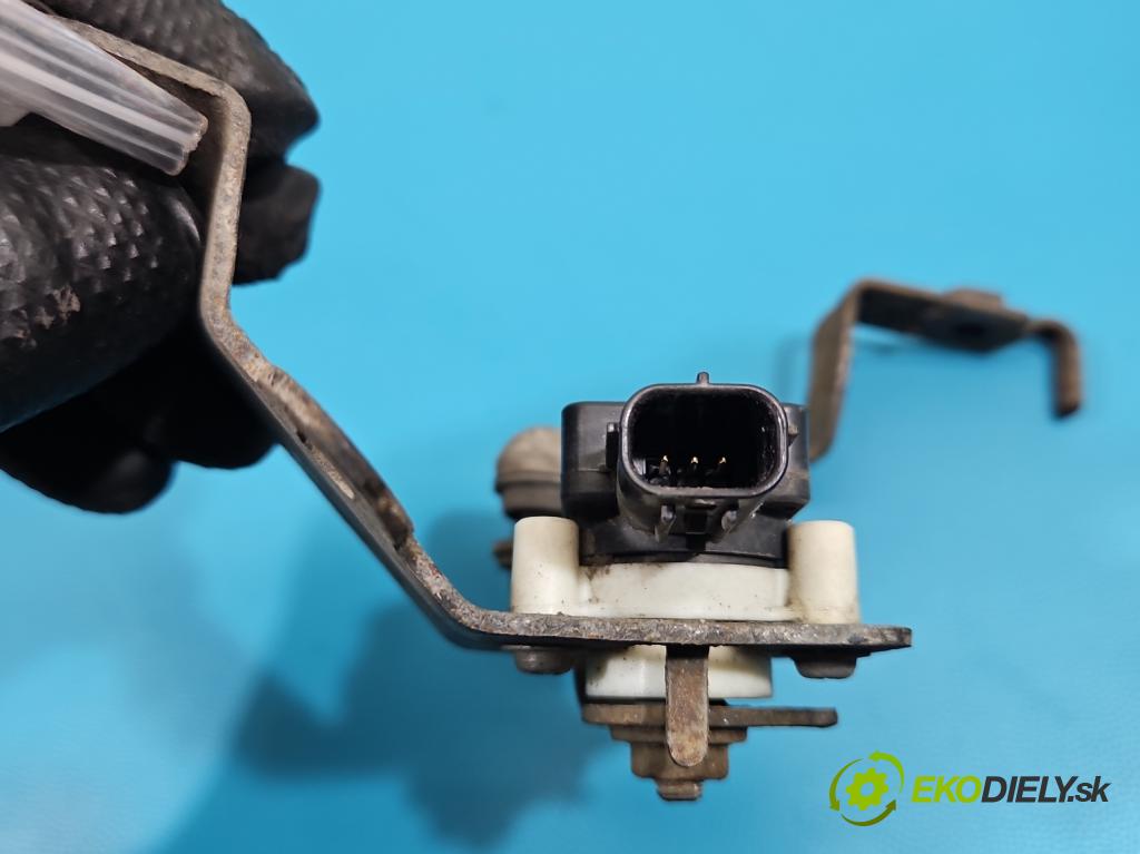 Lexus NX I 2014-2021 2.0 T 238HP automatic 175 kW 1998 cm3 5- snímač nastavenia xenon 7K1711 (Snímač)