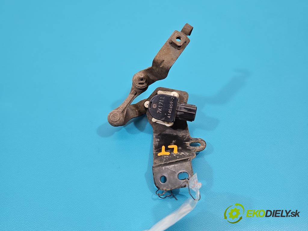 Lexus NX I 2014-2021 2.0 T 238HP automatic 175 kW 1998 cm3 5- snímač nastavenia xenon 7K1711 (Snímač)