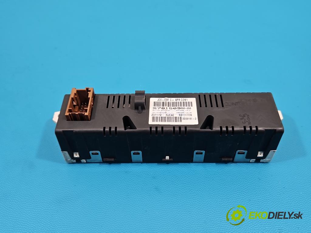 Peugeot 407 1.8 16V 116 HP manual 85 kW 1749 cm3 4- Zobrazit: 9678150980 (Prístrojová doska)