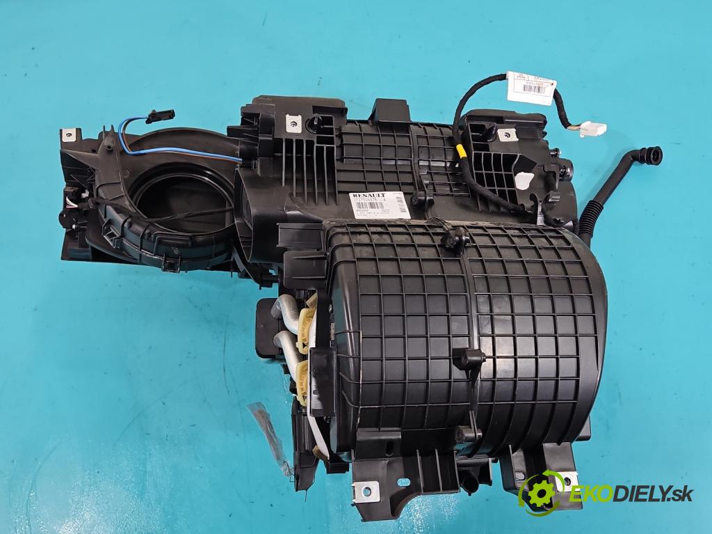 Renault Master III 2010-2024 2.3 DCI 163 hp manual 120 kW 2299 cm3 5- radiátor 272702687R-A (Radiátor topení)