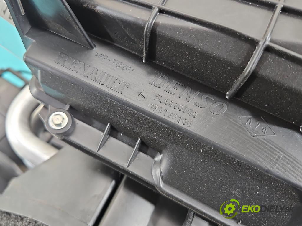 Renault Master III 2010-2024 2.3 DCI 163 hp manual 120 kW 2299 cm3 5- radiátor 272702687R-A (Radiátor topení)