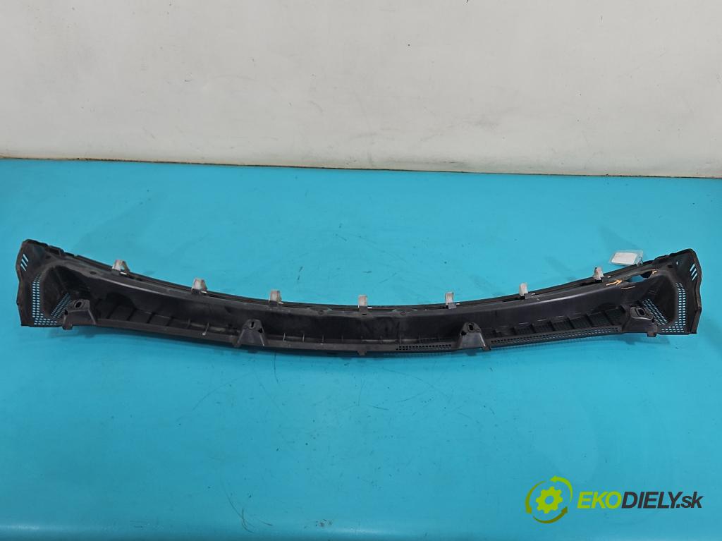 Renault Master III 2010-2024 2.3 DCI 163 HP manual 120 kW 2299 cm3 5- torpédo 668112187R (Torpédo (plast pod čelným sklom))