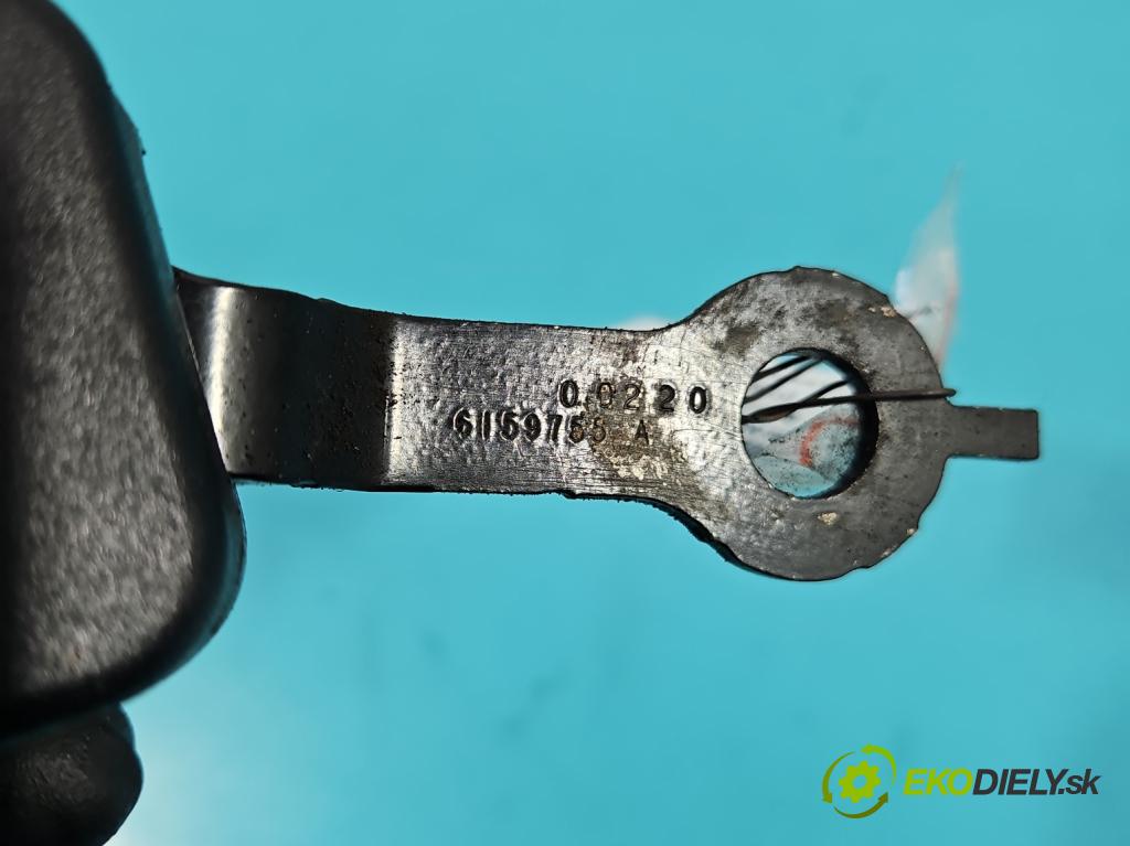 Renault Master III 2010-2024 2.3 DCI 163 HP manual 120 kW 2299 cm3 5- pas bezpečnosť: predné pravý