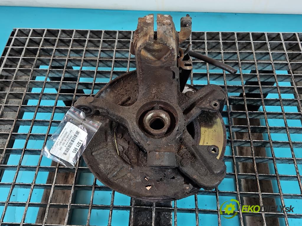 Seat Cordoba II 6L 2002-2008 1.4 16v 75 HP manual 55 kW 1390 cm3 5- náboj ľavé  (Náboj kolesa)