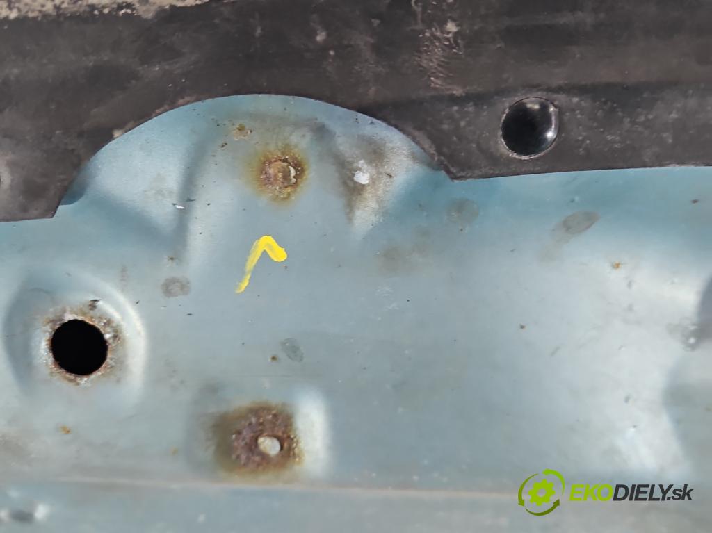 Honda Civic VII 2000-2006 1.4 16V 90 hp manual 66 kW 1396 cm3 5- kapota přední