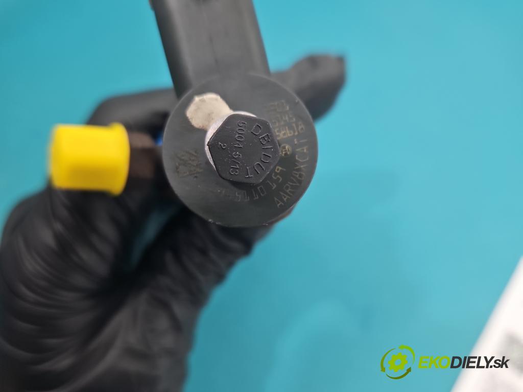 Fiat Croma II 2005-2010 1.9 jtd 150 hp manual 110 kW 1910 cm3 5- vstřikovač 0445110243 (Vstřikovač paliva)