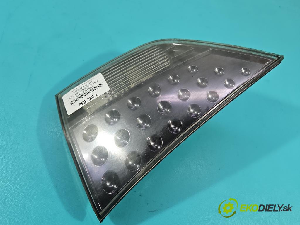 Mitsubishi Outlander II 2006-2013 2.0 DI-D 140 HP manual 103 kW 1968 cm3 5- svetlo / reflektor zadné pravé  (Kľučka dverí ostatné)