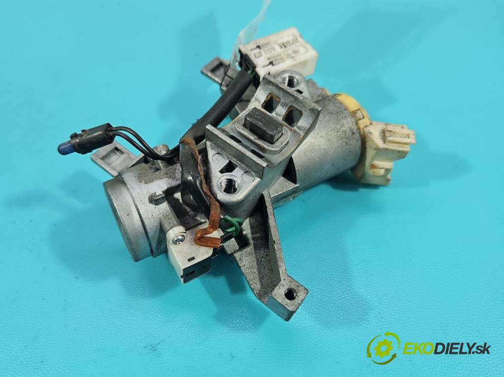 Mitsubishi Outlander II 2006-2013 2.0 DI-D 140 HP manual 103 kW 1968 cm3 5- Spínačka  (Spínacia skrinka)