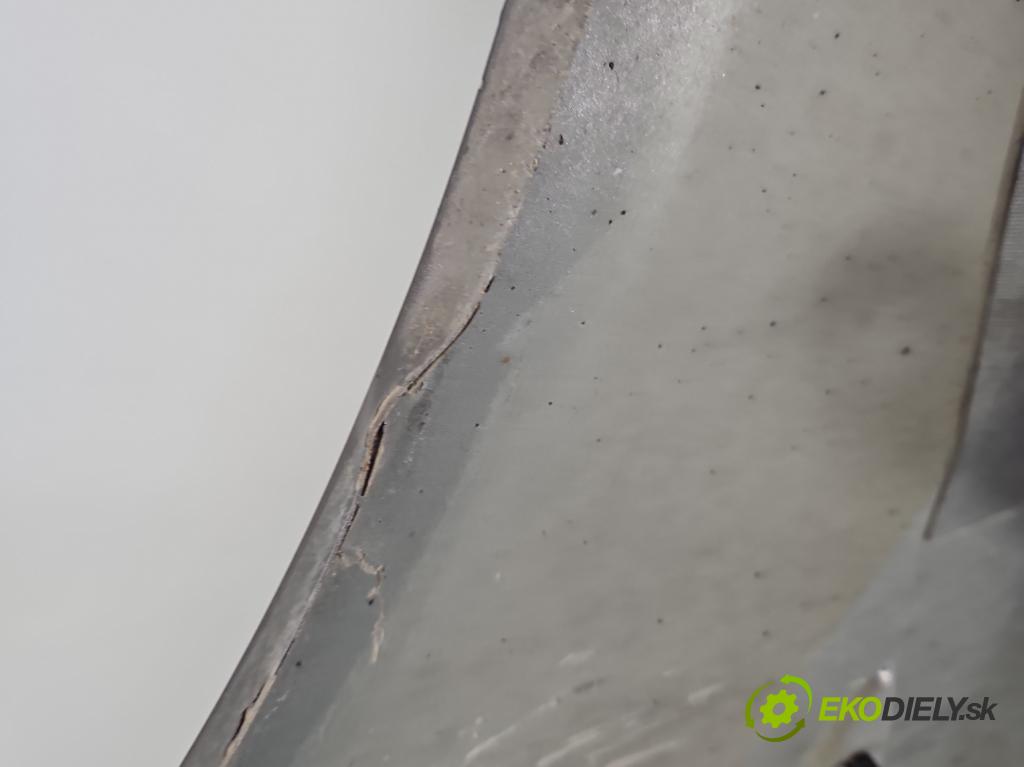 Fiat Croma II 2005-2010 1.9 jtd 150 HP manual 110 kW 1910 cm3 5- blatník predné pravý  (Kľučka dverí ostatné)