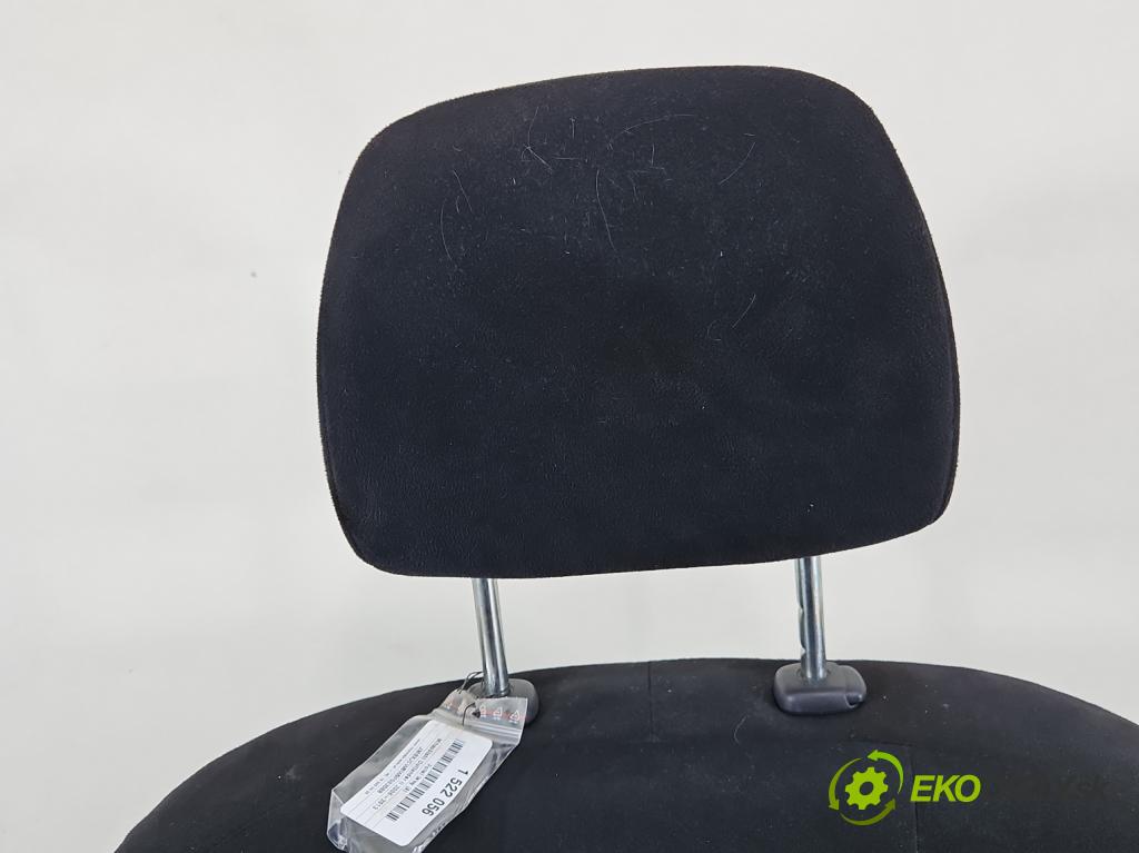 Mitsubishi Outlander II 2006-2013 2.0 DI-D 140 HP manual 103 kW 1968 cm3 5- Sedačka ľavý  (Sedadlo)