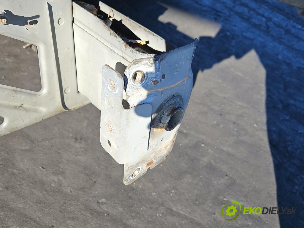 Renault Master III 2010-2024 2.3 DCI 163 hp manual 120 kW 2299 cm3 5- Budova