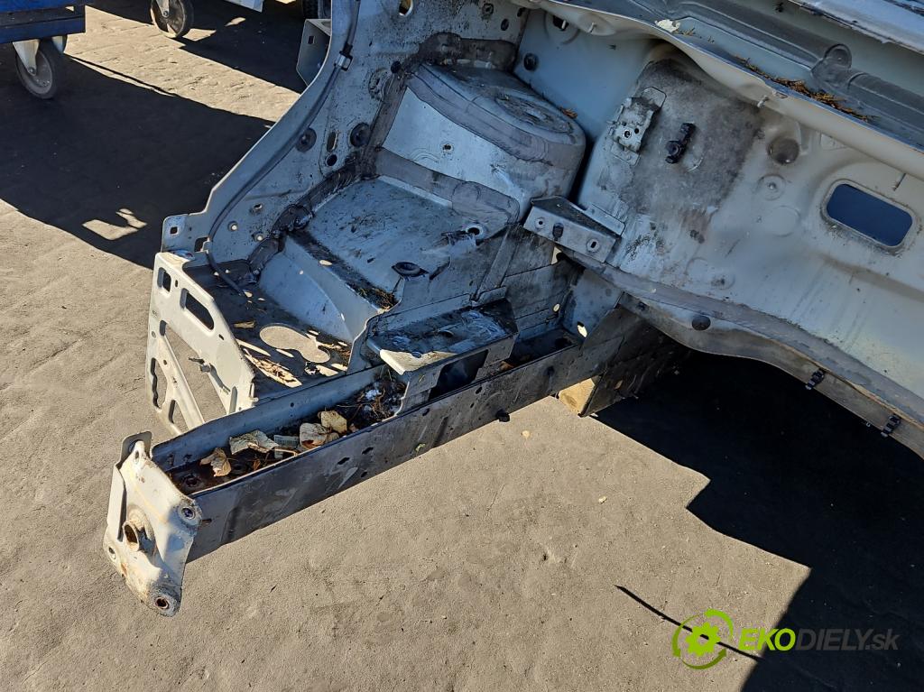 Renault Master III 2010-2024 2.3 DCI 163 hp manual 120 kW 2299 cm3 5- Budova