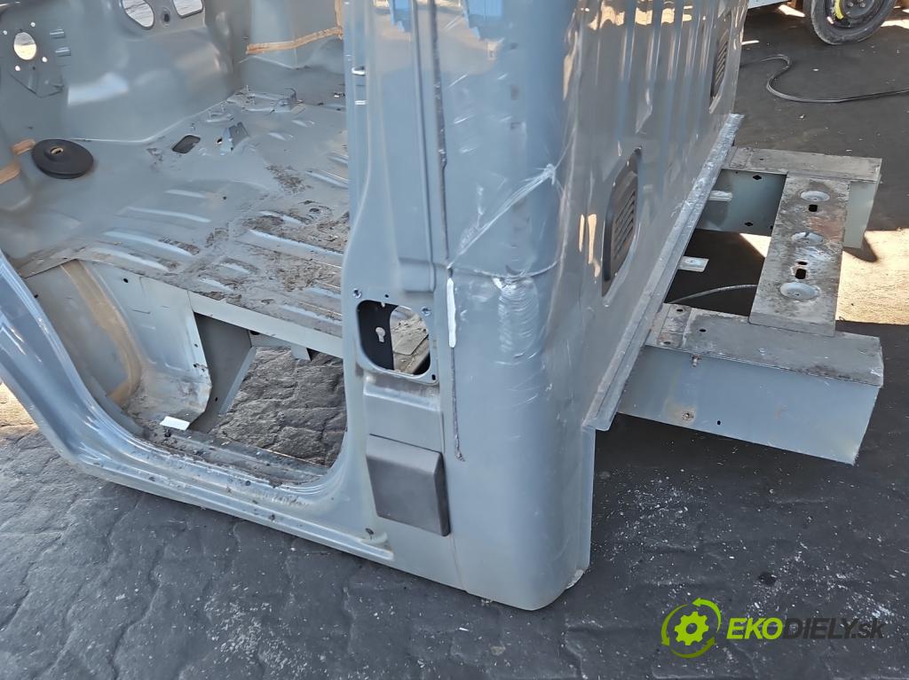 Renault Master III 2010-2024 2.3 DCI 163 hp manual 120 kW 2299 cm3 5- Budova