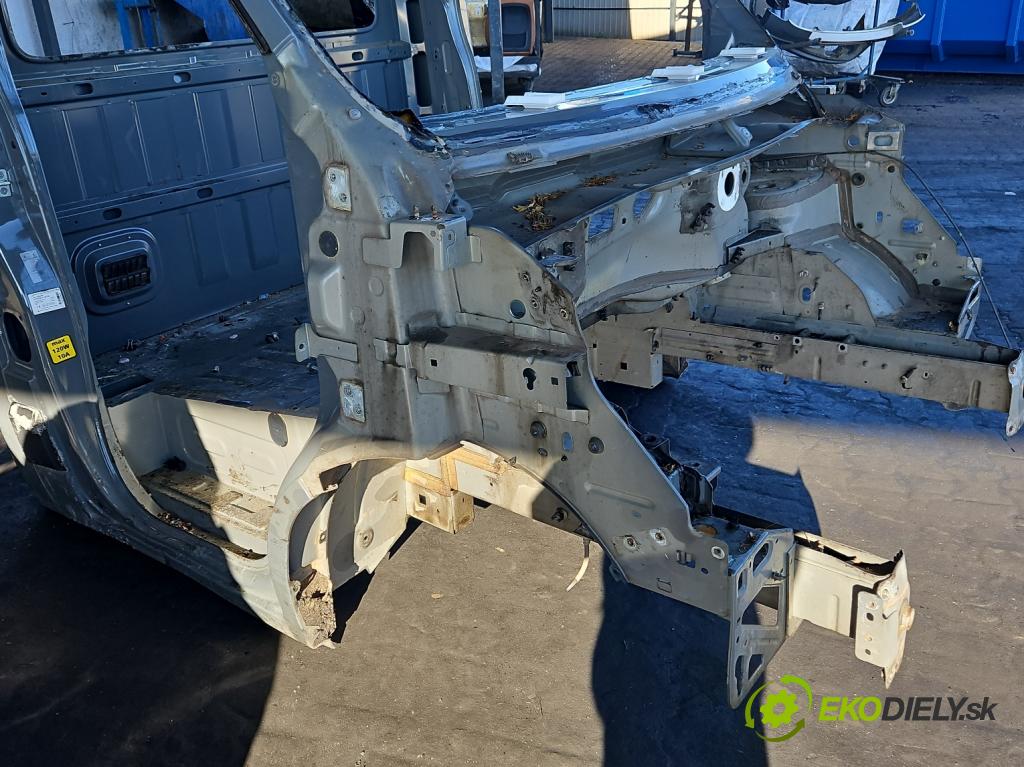 Renault Master III 2010-2024 2.3 DCI 163 hp manual 120 kW 2299 cm3 5- Budova