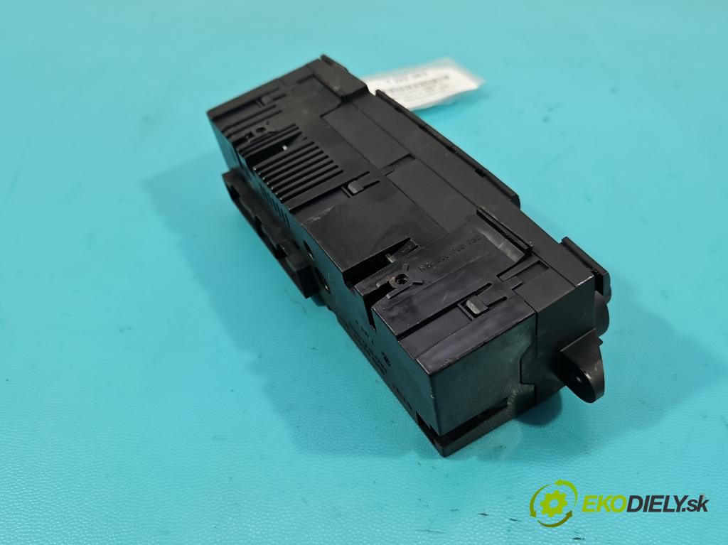 Seat Ibiza III 6L 2002-2008 1.9 TDI 101 HP manual 74 kW 1896 cm3 3- panel kúrenia 6L0820043A