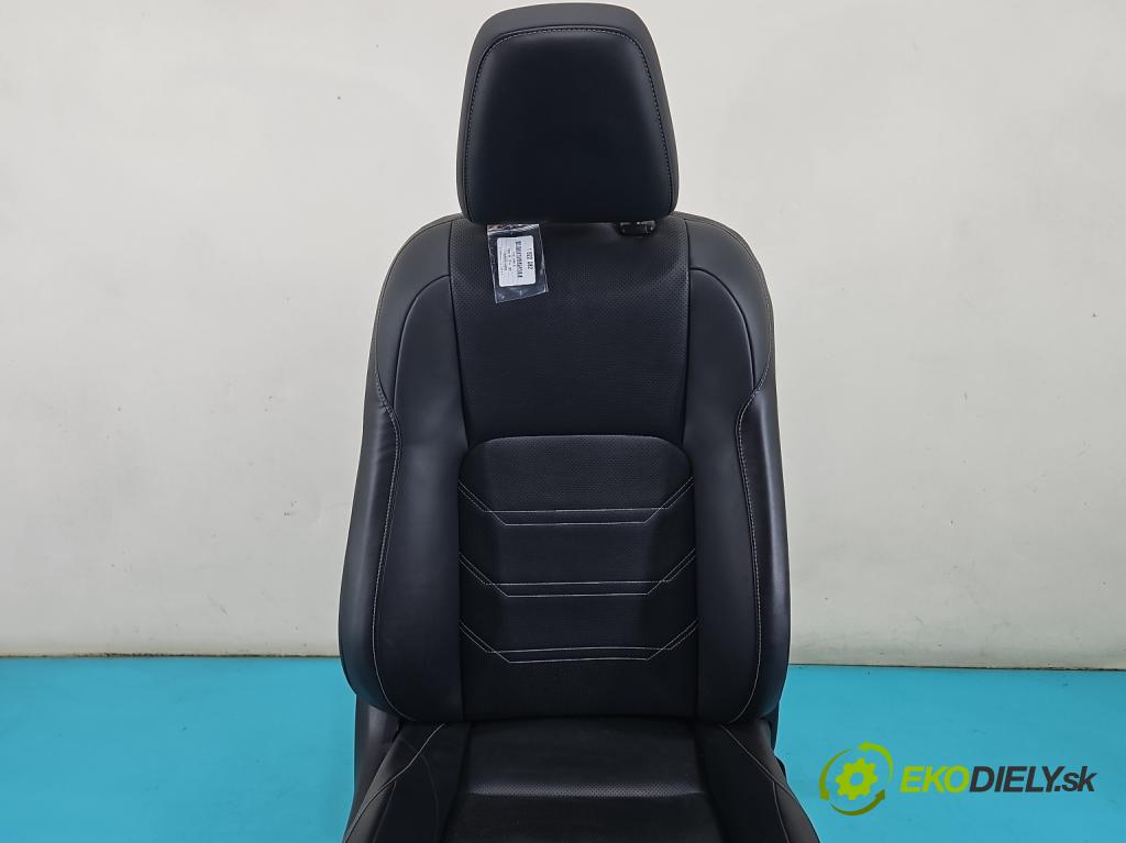 Lexus NX I 2014-2021 2.0 T 238hp automatic 175 kW 1998 cm3 5- Sedadlo pravý  (Sedadlo)