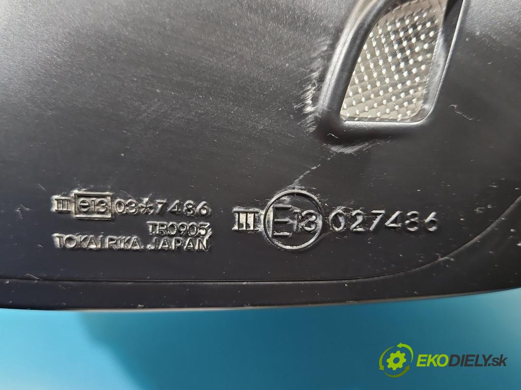 Lexus CT 2010-2022 1.8 VVTI 99 HP automatic 73 kW 1798 cm3 5- zrkadlo pravé  (Kľučka dverí ostatné)