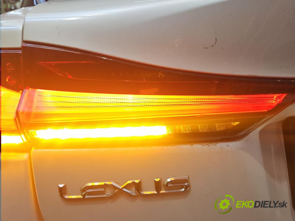 Lexus CT 2010-2022 1.8 VVTI 99 hp automatic 73 kW 1798 cm3 5- světlo zadní levé  (Klika dveří ostatní)