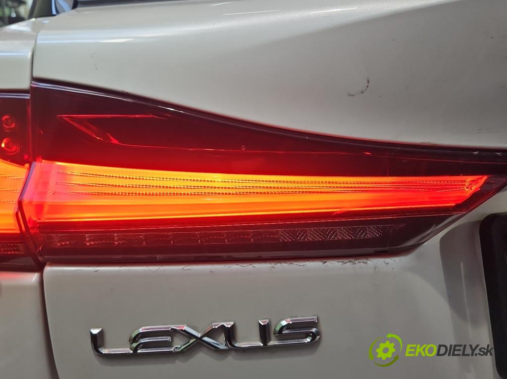 Lexus CT 2010-2022 1.8 VVTI 99 hp automatic 73 kW 1798 cm3 5- světlo zadní levé  (Klika dveří ostatní)