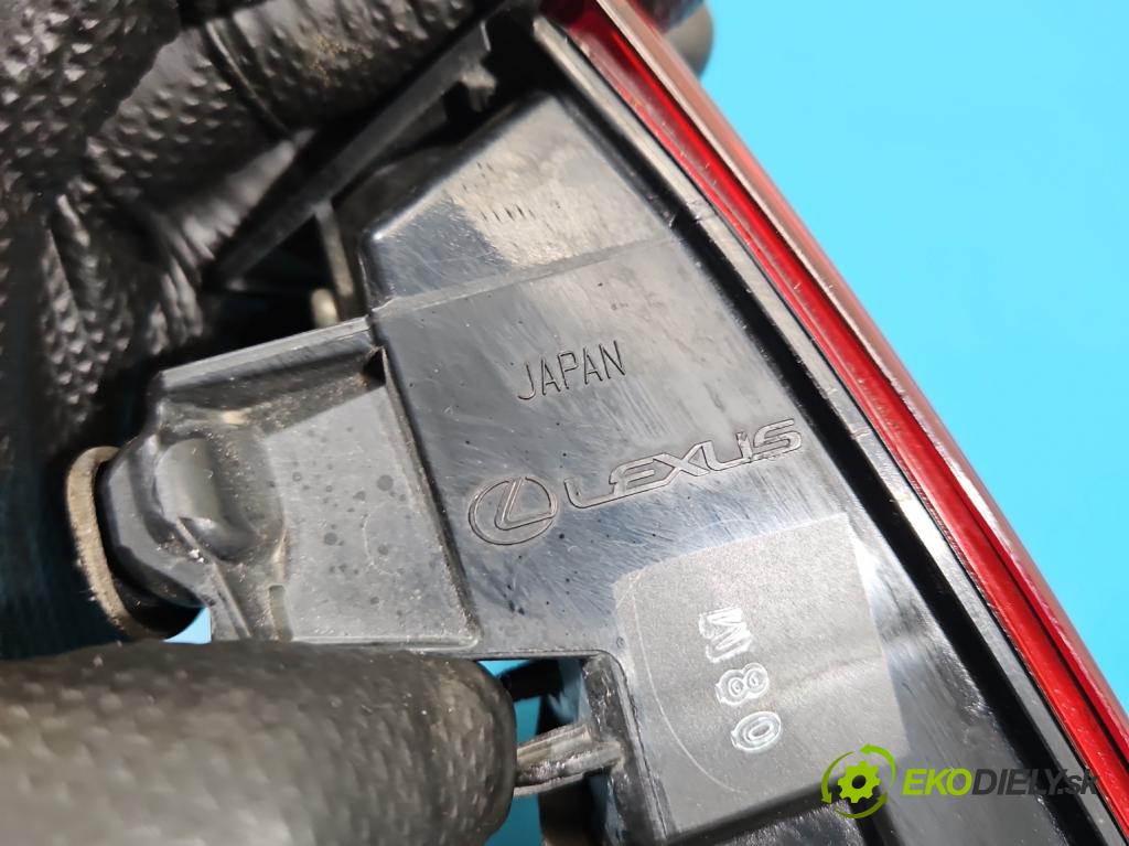 Lexus CT 2010-2022 1.8 VVTI 99 HP automatic 73 kW 1798 cm3 5- svetlo / reflektor zadné pravé  (Kľučka dverí ostatné)