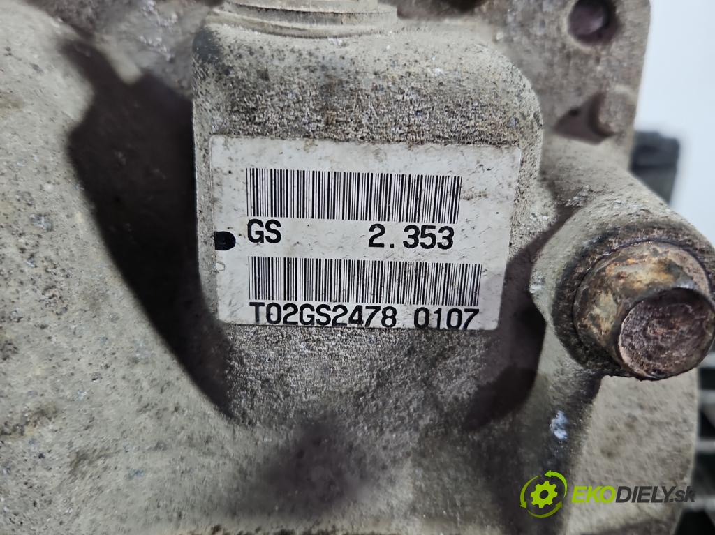 Mitsubishi Outlander II 2006-2013 2.0 DI-D 140 HP manual 103 kW 1968 cm3 5- Most: zadní: T02GS2478