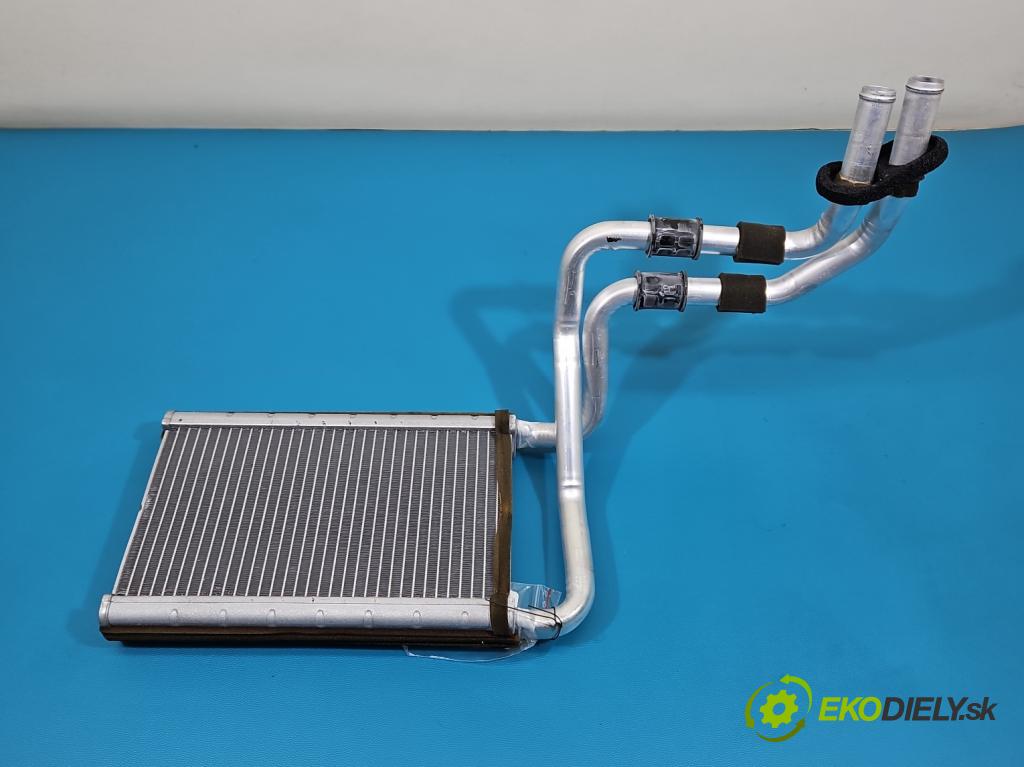 Kia Stinger 2017-2023 2.0 T-GDI 256KM automatic 188 kW 1998 cm3 5- radiátor  (Radiátor topení)