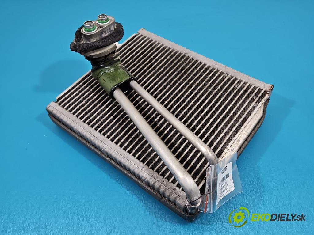 Kia Stinger 2017-2023 2.0 T-GDI 256KM automatic 188 kW 1998 cm3 5- radiátor  (Radiátor topení)