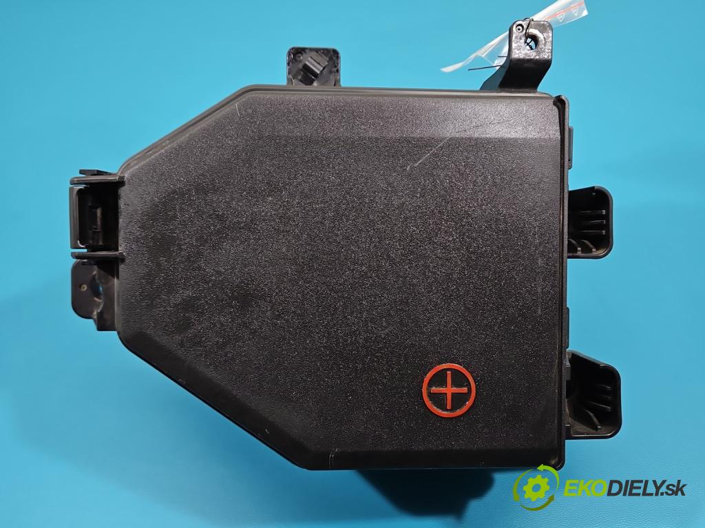 Kia Stinger 2017-2023 2.0 T-GDI: 256KM automatic 188 kW 1998 cm3 5- skrinka poistka 91950-J5620 (Poistková skrinka)