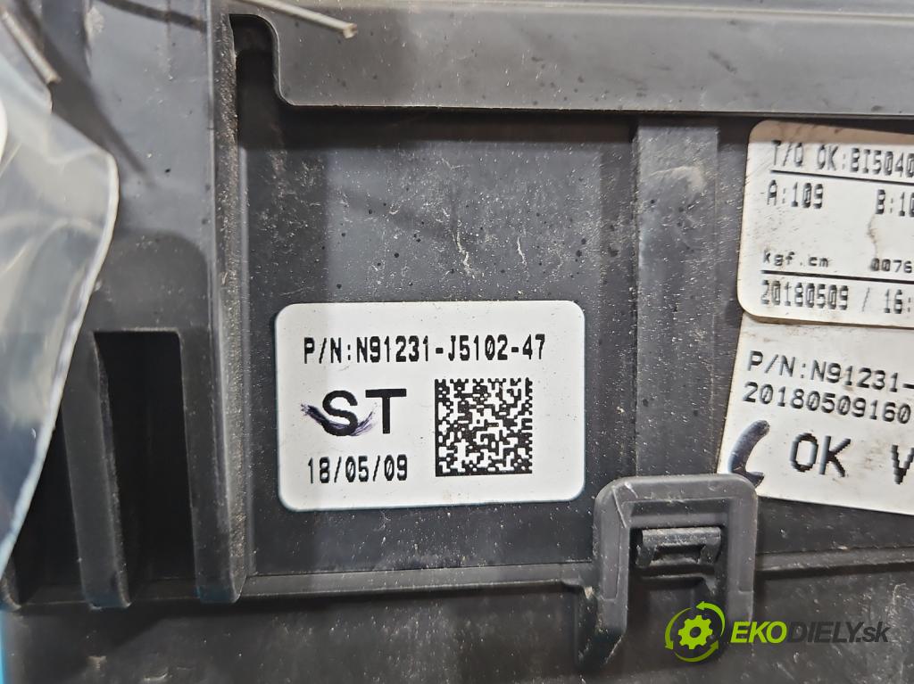 Kia Stinger 2017-2023 2.0 T-GDI: 256KM automatic 188 kW 1998 cm3 5- skrinka poistka 91950-J5620 (Poistková skrinka)