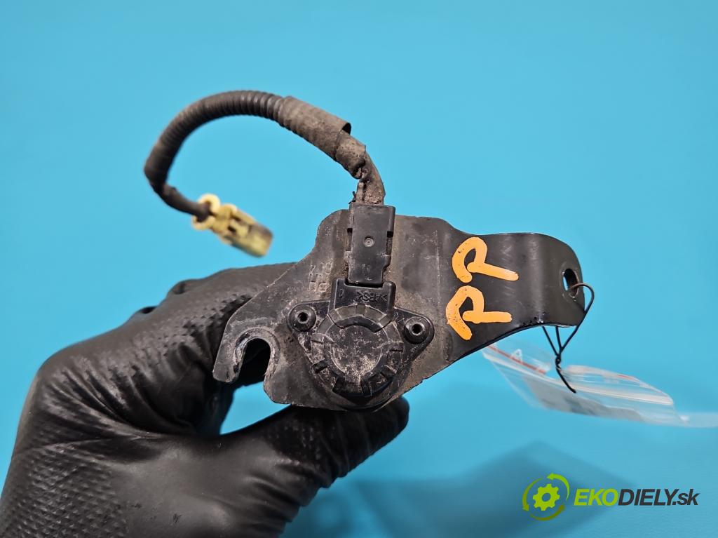 Kia Stinger 2017-2023 2.0 T-GDI: 256KM automatic 188 kW 1998 cm3 5- airbag vzduch: ostatné