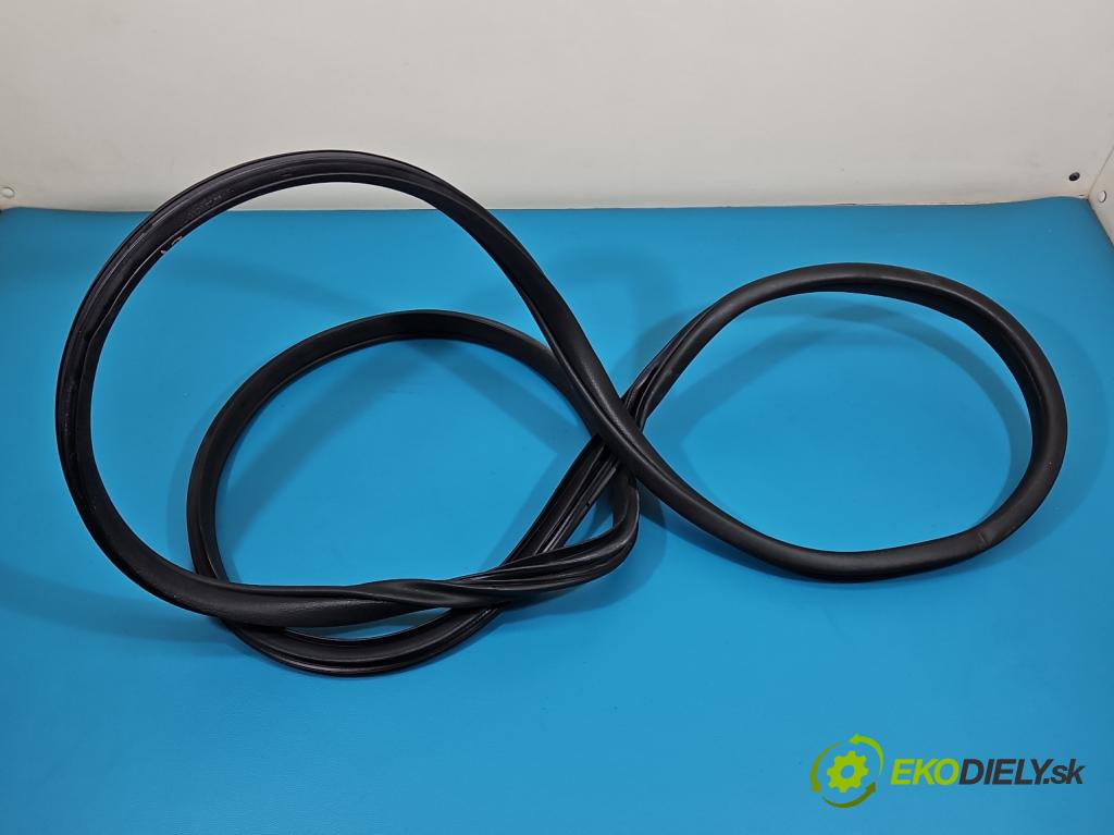 Kia Stinger 2017-2023 2.0 T-GDI 256KM automatic 188 kW 1998 cm3 5- Těsnění: dveře přední levé