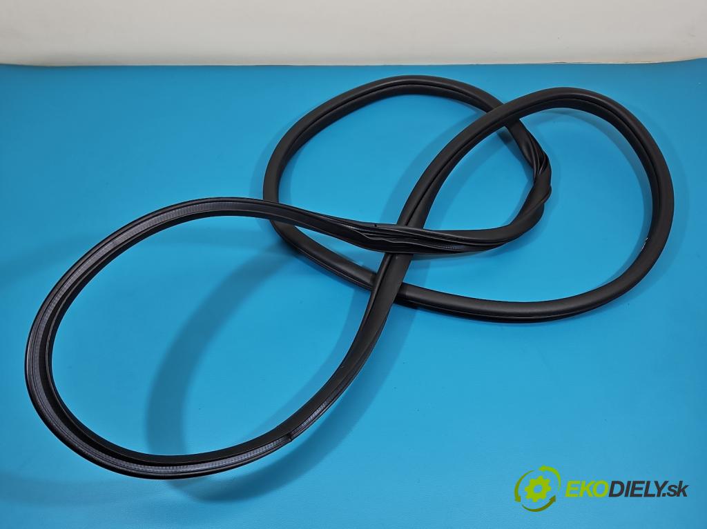 Kia Stinger 2017-2023 2.0 T-GDI 256KM automatic 188 kW 1998 cm3 5- Těsnění: dveře zadní levé  (Karoserie ostatní)