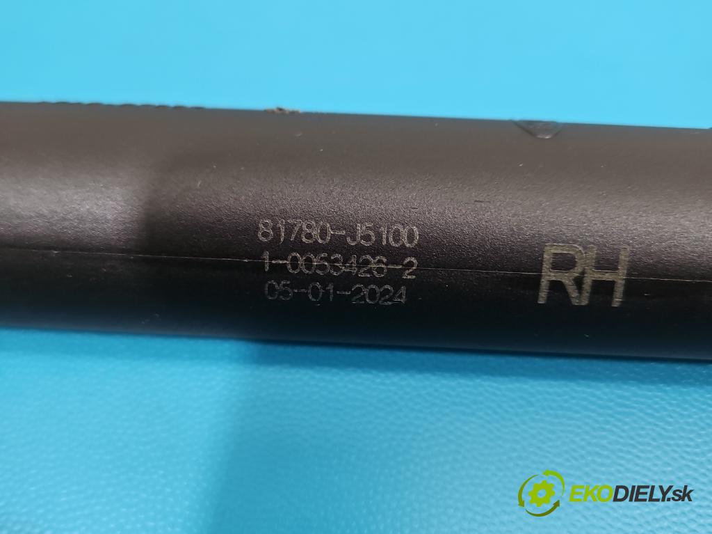 Kia Stinger 2017-2023 2.0 T-GDI 256KM automatic 188 kW 1998 cm3 5- Aktuátor: kufrových dveří pravý 81780-J5100