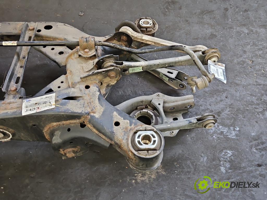 Kia Stinger 2017-2023 2.0 T-GDI 256KM automatic 188 kW 1998 cm3 5- zadní výztuha (Zadní výztuha)