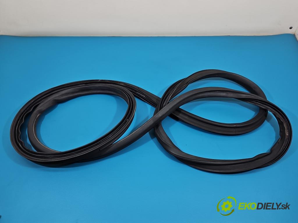 Kia Stinger 2017-2023 2.0 T-GDI: 256KM automatic 188 kW 1998 cm3 5- Těsnění: kufrové dvere