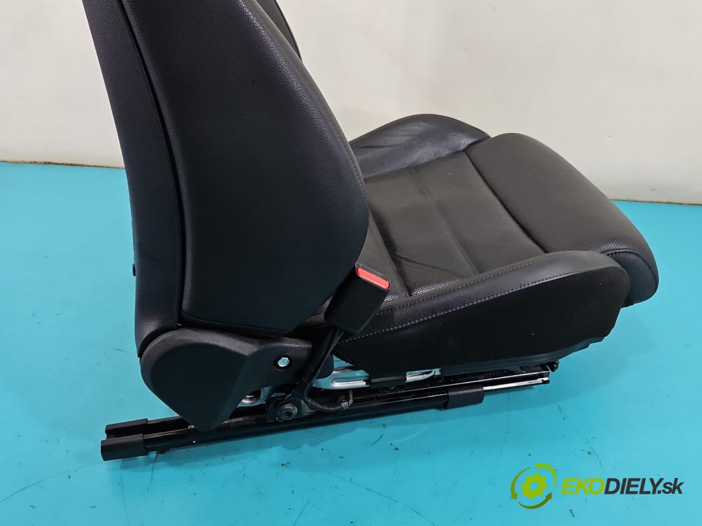 Kia Stinger 2017-2023 2.0 T-GDI: 256KM automatic 188 kW 1998 cm3 5- Sedačka ľavý  (Sedadlo)