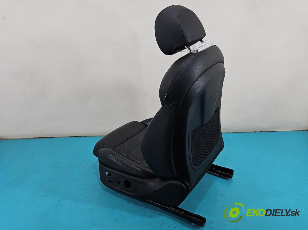 Kia Stinger 2017-2023 2.0 T-GDI: 256KM automatic 188 kW 1998 cm3 5- Sedačka ľavý  (Sedadlo)