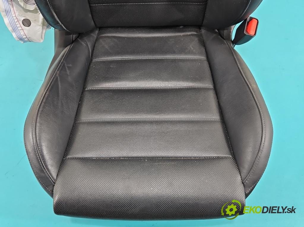 Kia Stinger 2017-2023 2.0 T-GDI 256KM automatic 188 kW 1998 cm3 5- Sedadlo pravý  (Sedadlo)